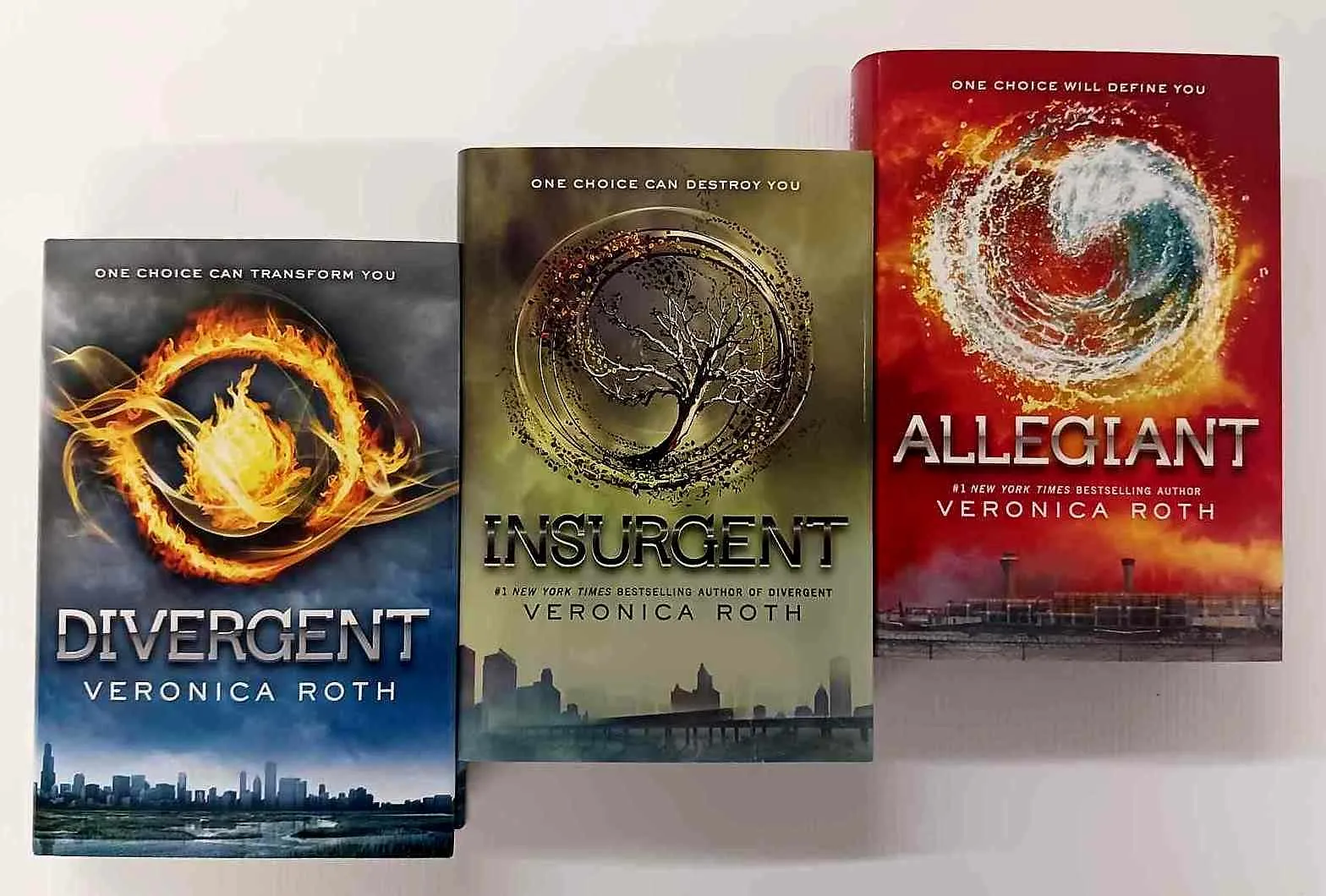 DIVERGENT TRILOGY (SET) - Veronica Roth