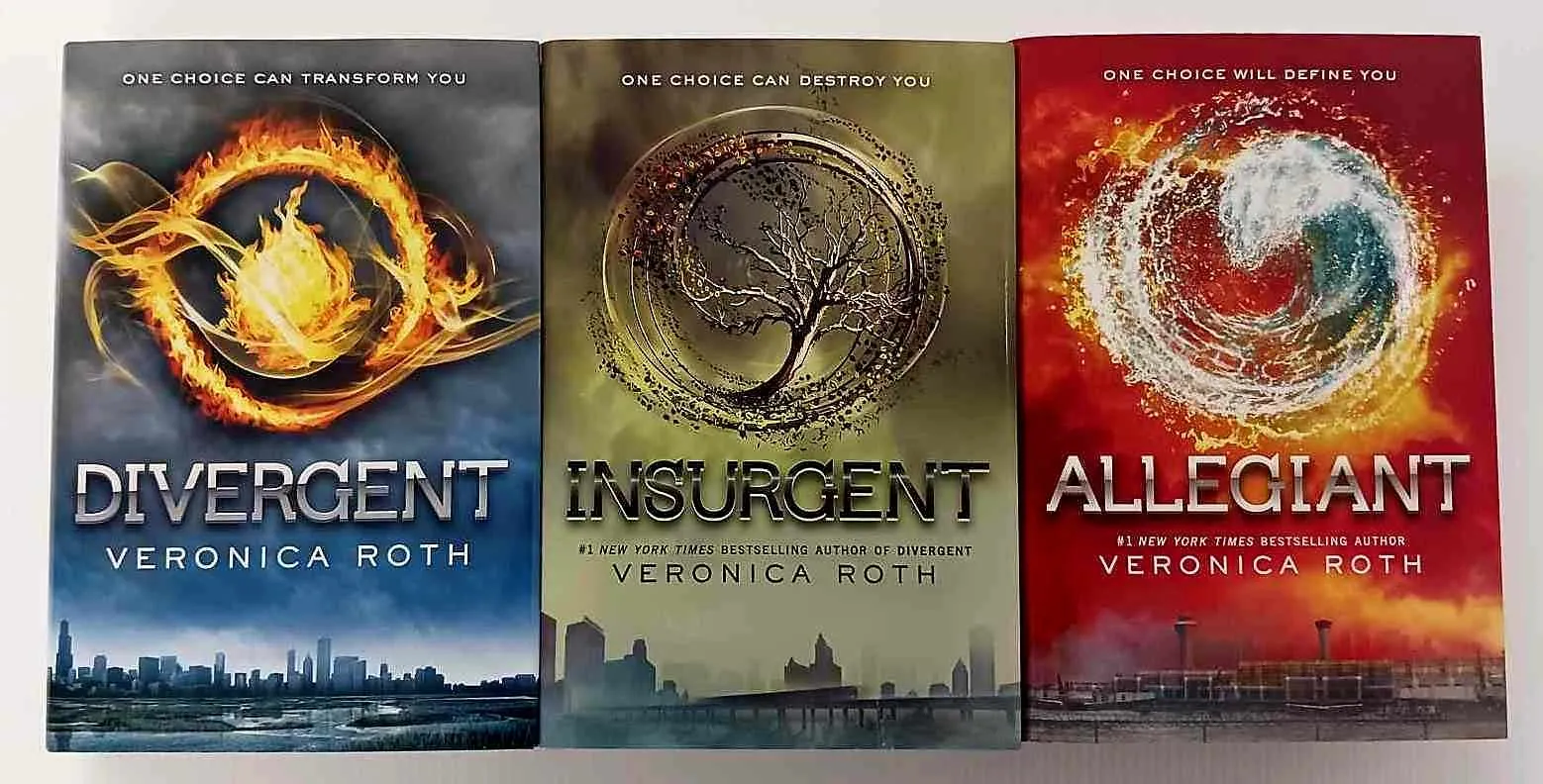 DIVERGENT TRILOGY (SET) - Veronica Roth