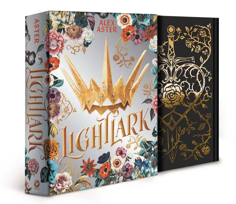 Lightlark: Collector’s Edition (The Lightlark Saga Book 1) Cleary's