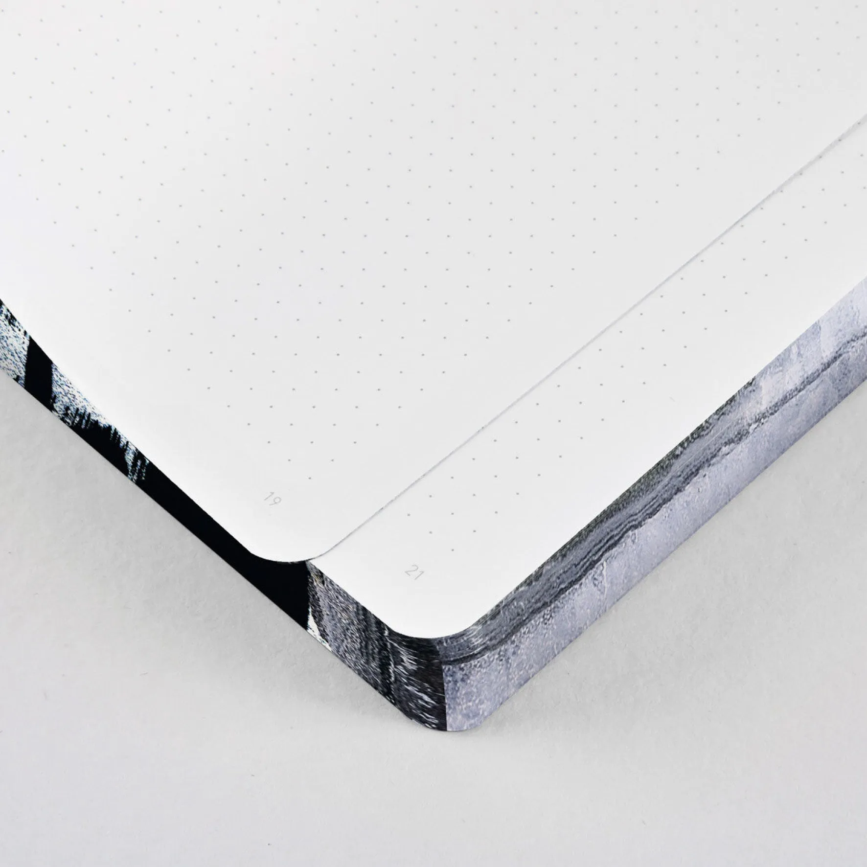 Nuuna - Notebook - Large - Zen