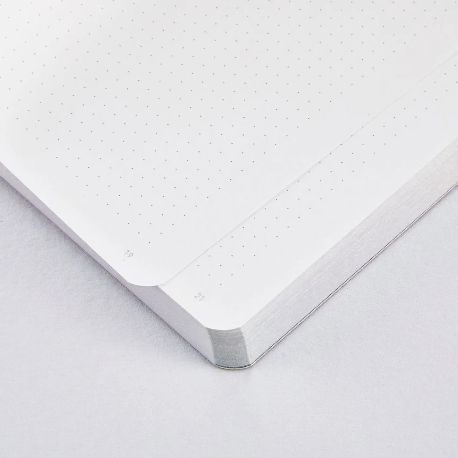 Nuuna - Notebook - Medium - Voyager Grey